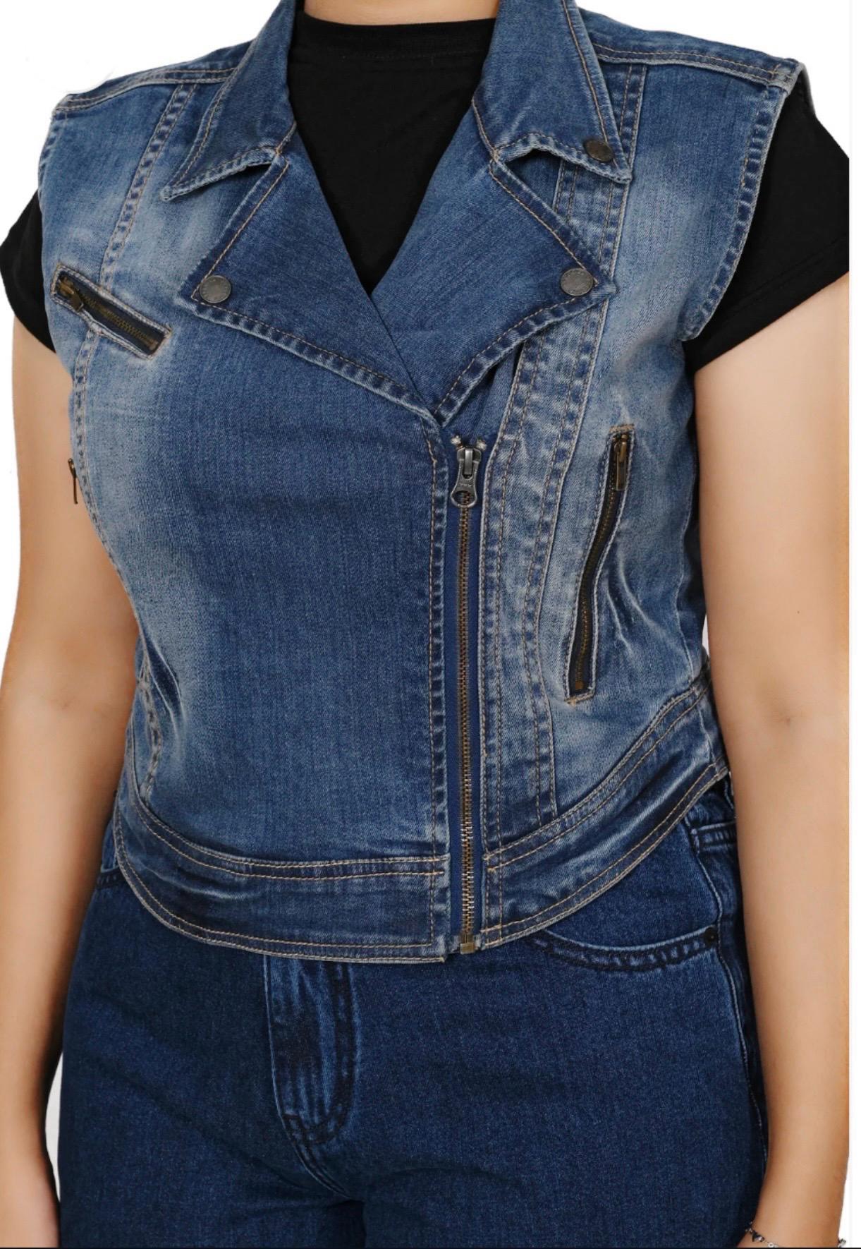 Ladies’ Sleeveless Denim Jacket