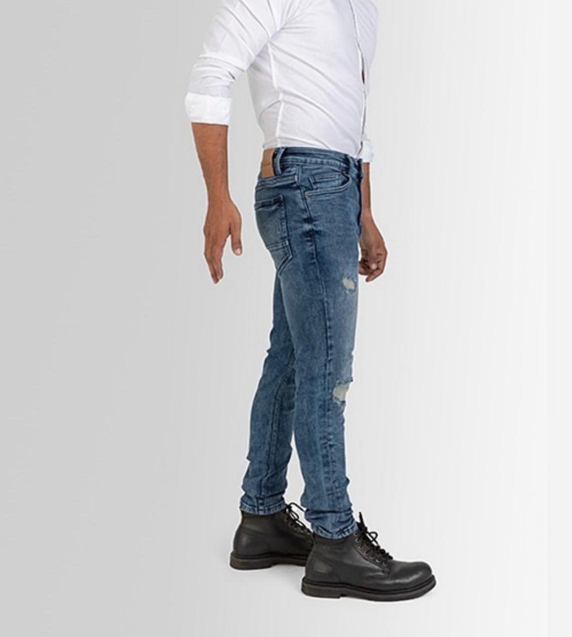 Men's Straight Fit Jeans – Medium Wash